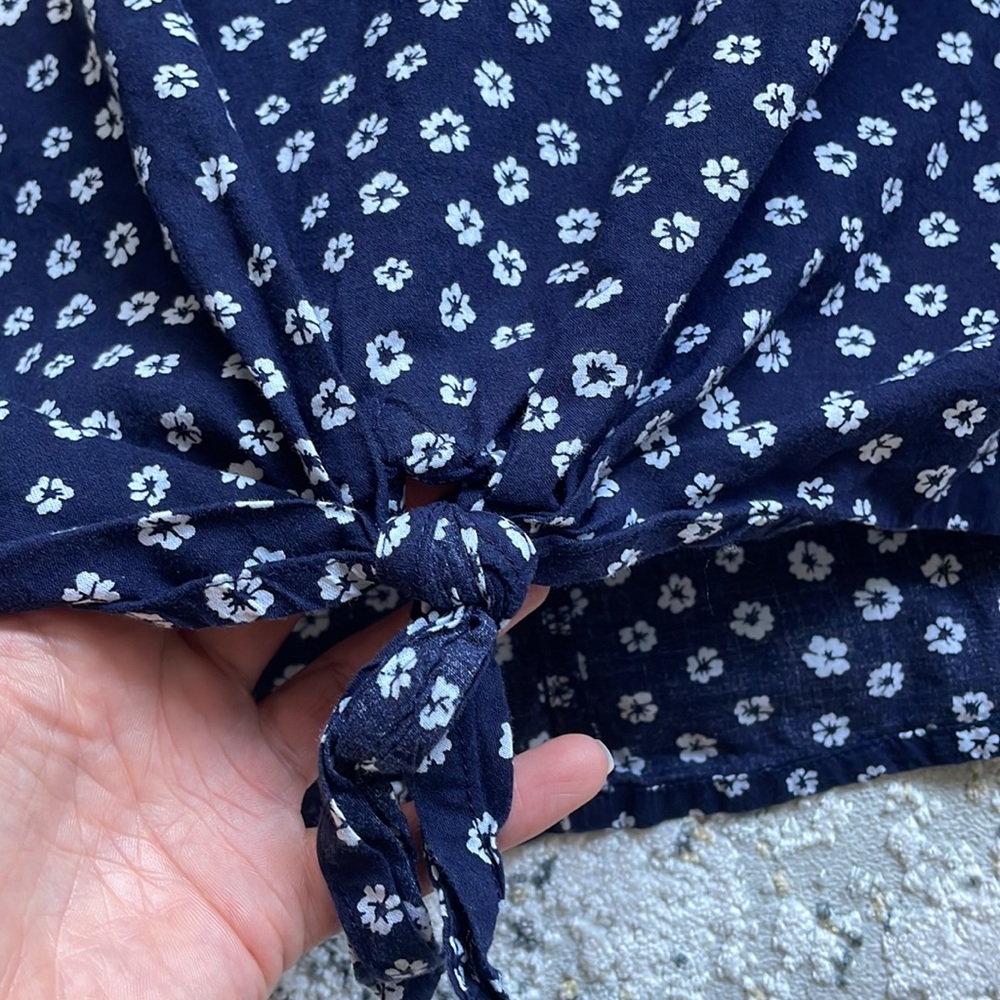 J Crew Top - Picture 2 of 5